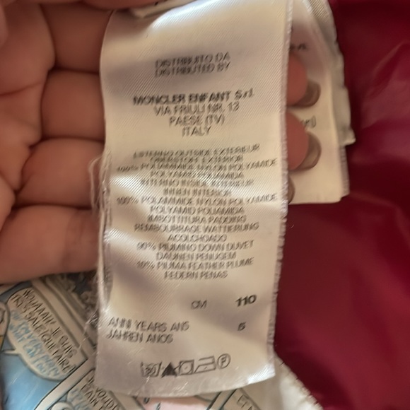 Moncler girls size 5 pink puffer coat excellent condition - Picture 8 of 9